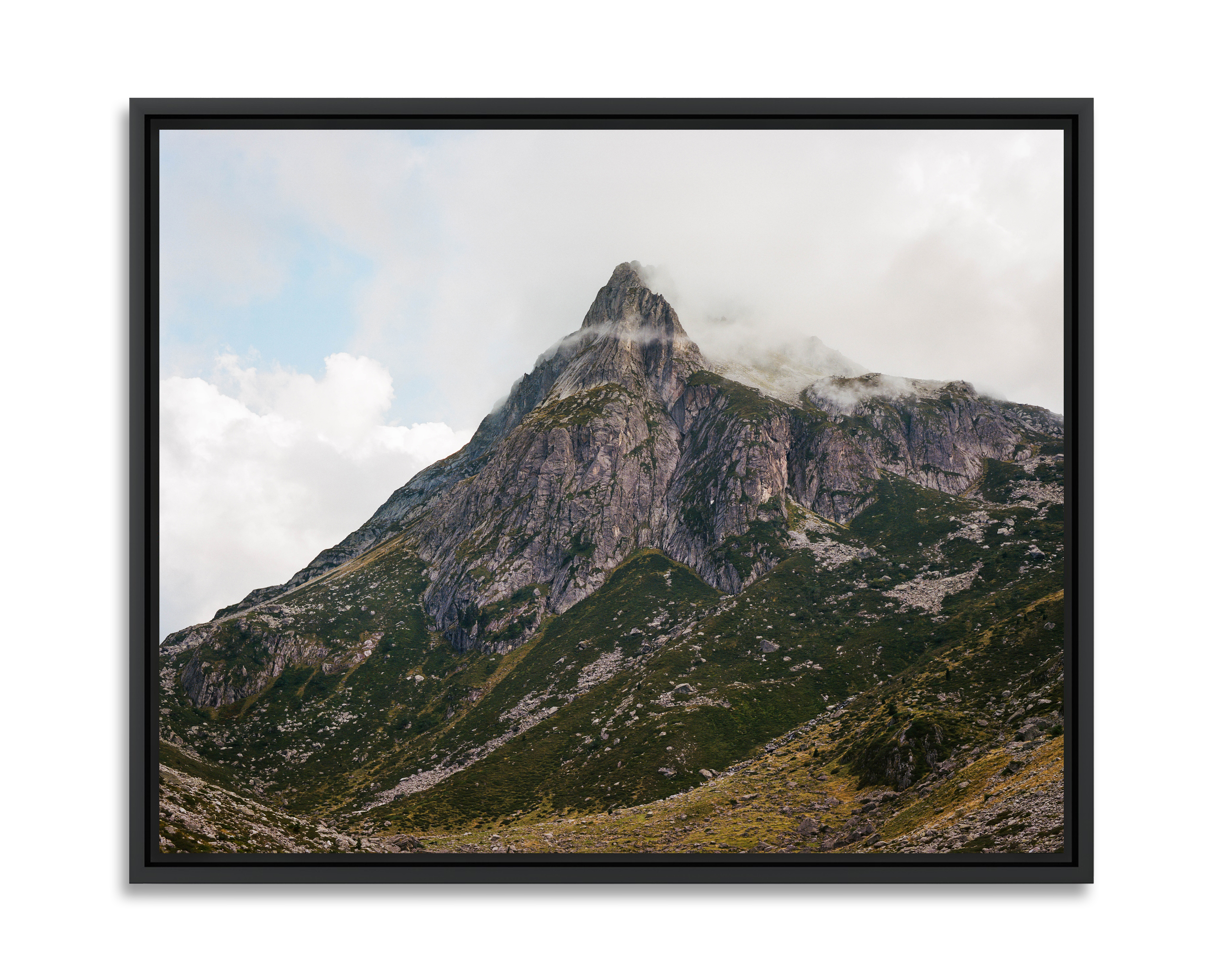 Le Picasse de Labassa Le Picasse de Labassa, sommet du Val d’Azun dans les Pyrénées.