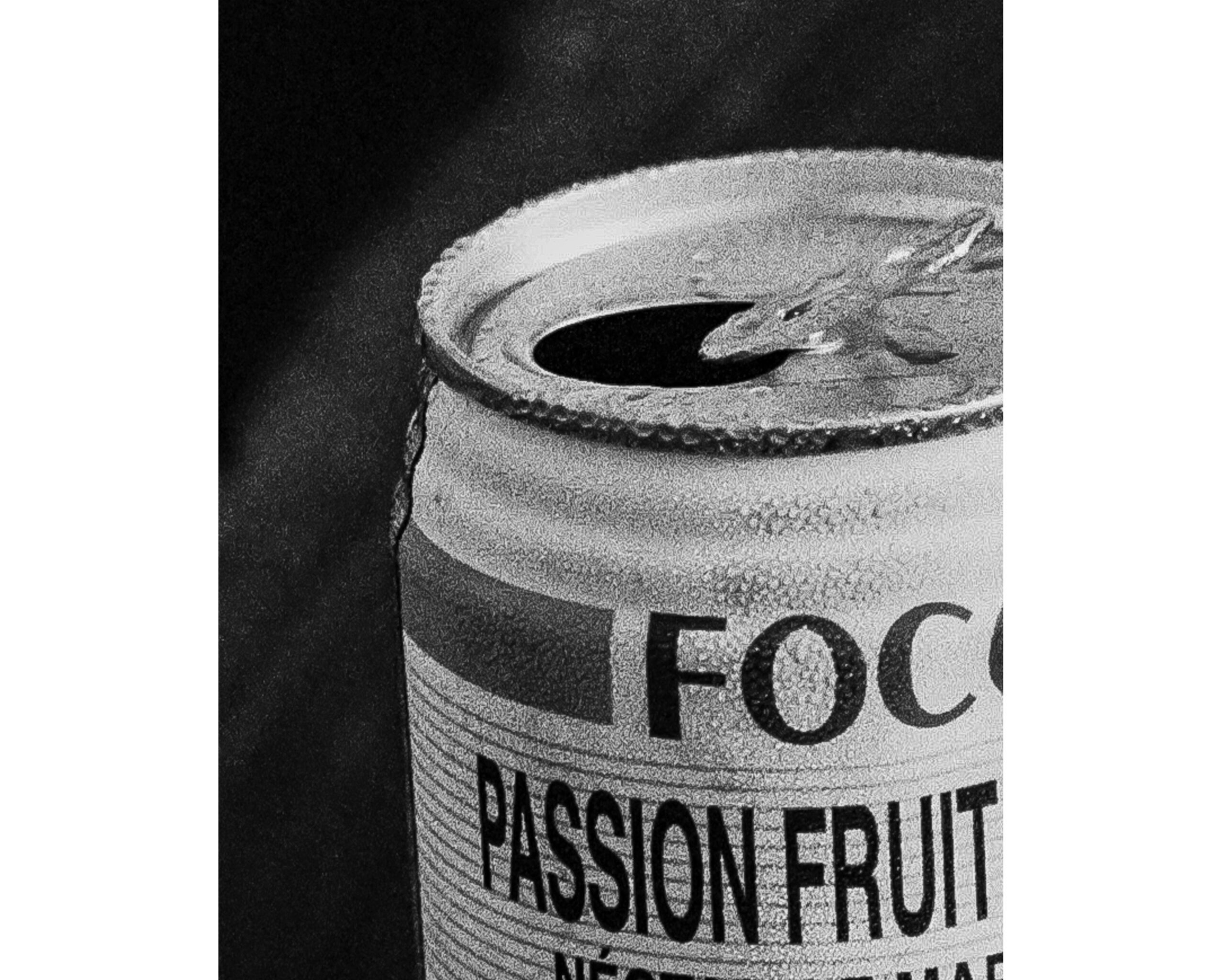 Nectar Une canette de jus de fruit trône sur la remorque d’un camion.