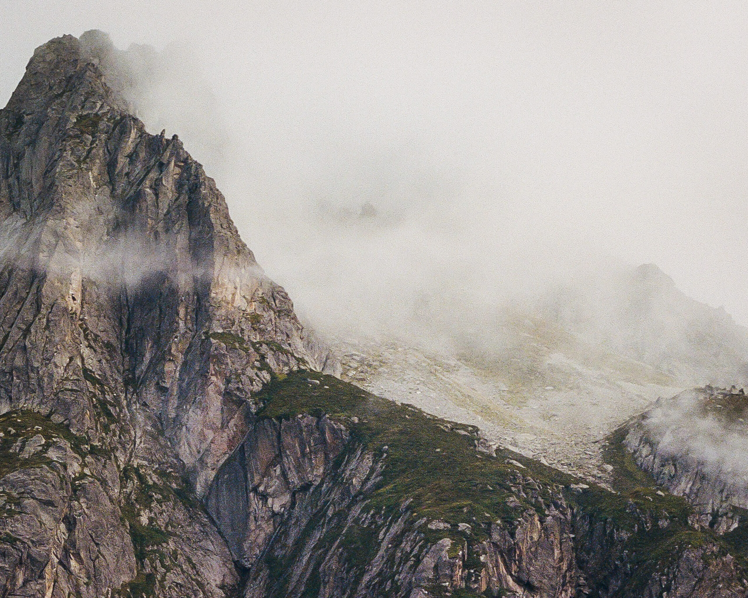 Le Picasse de Labassa Le Picasse de Labassa, sommet du Val d’Azun dans les Pyrénées.