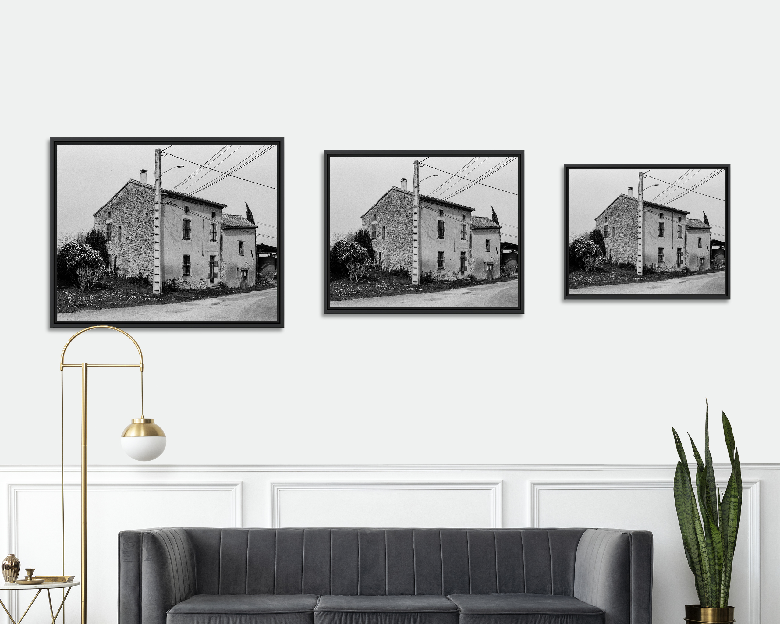 Le Pujol Vieille maison du Tarn dans un village en haut d'une colline.