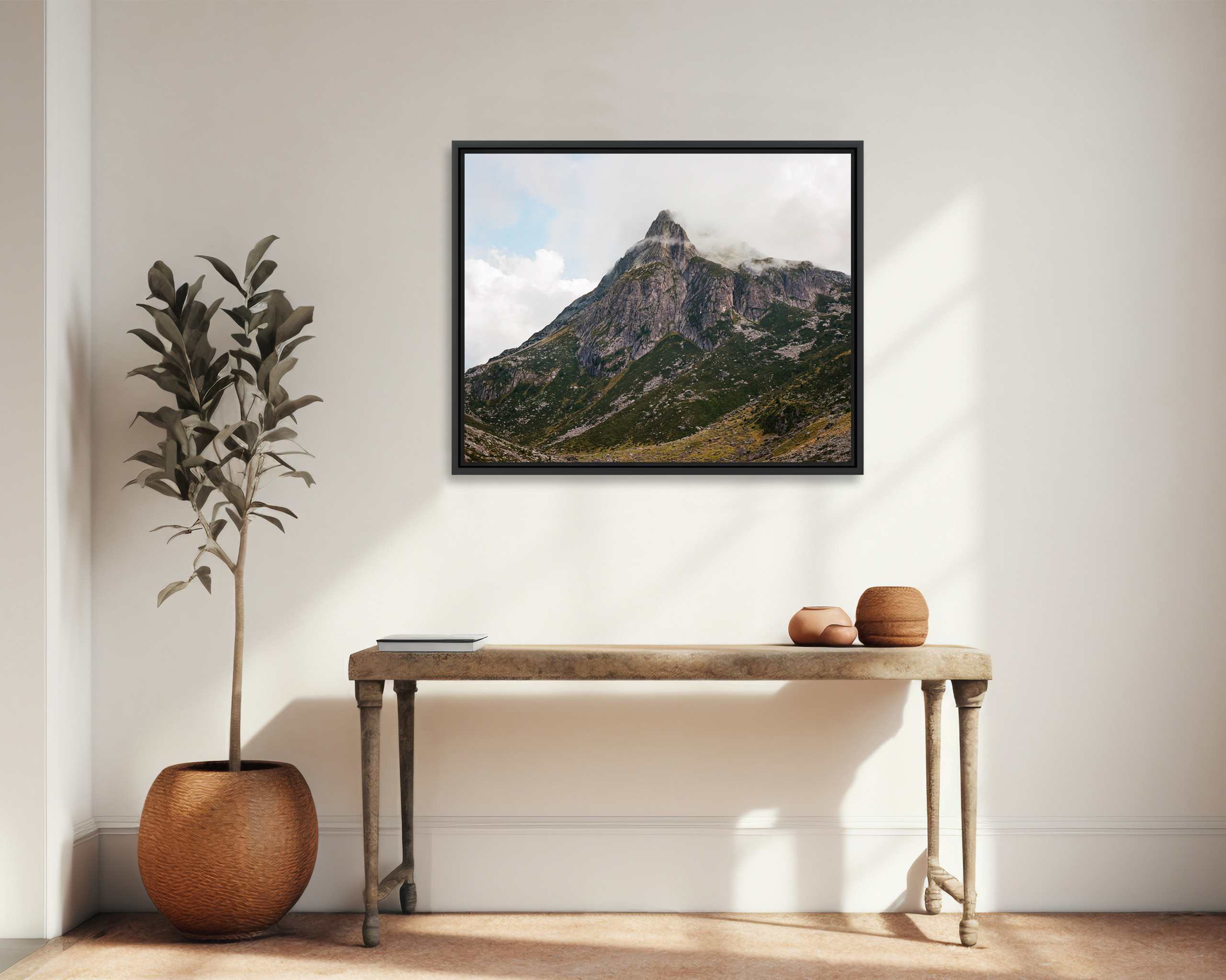 Le Picasse de Labassa Le Picasse de Labassa, sommet du Val d’Azun dans les Pyrénées.