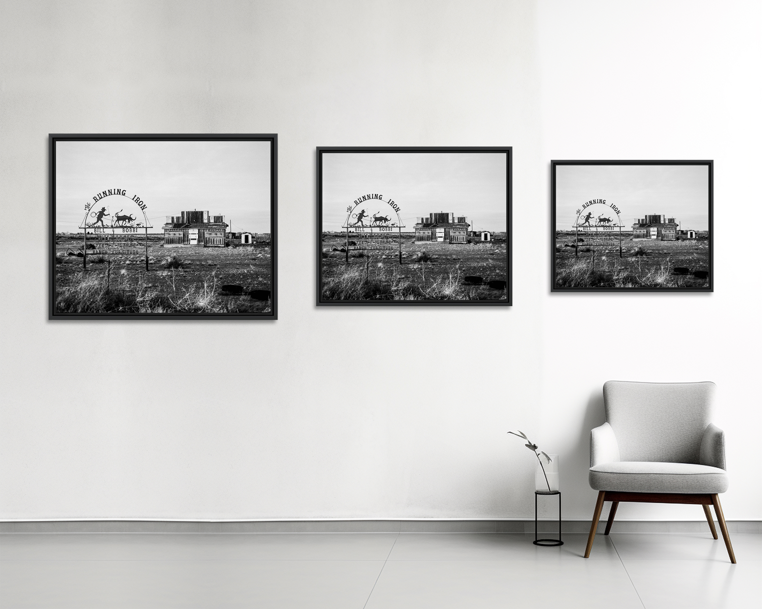 The Running Iron Le ranch de Bill & Bobby Williams au bord d'une route texane.